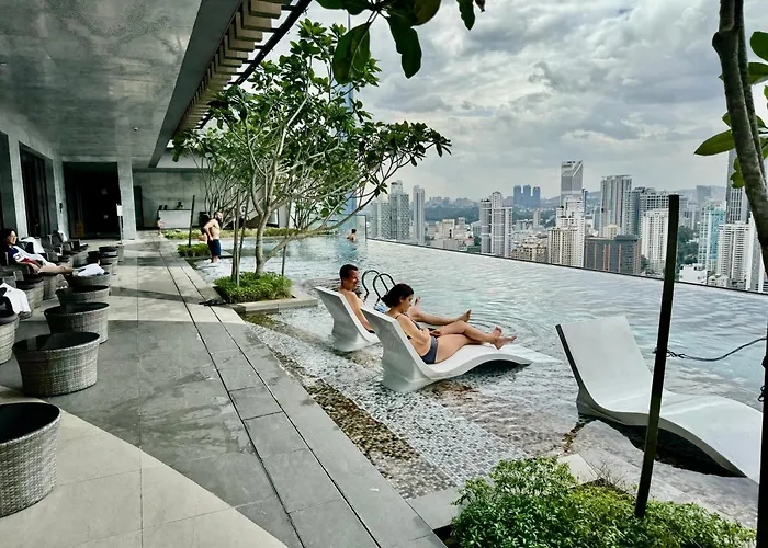 Klcc Suites At Axon By Skypool