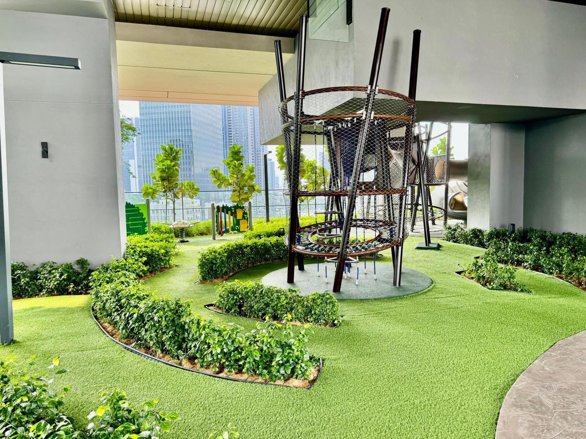 Klcc At Axon By Skypool Pangsapuri Kuala Lumpur