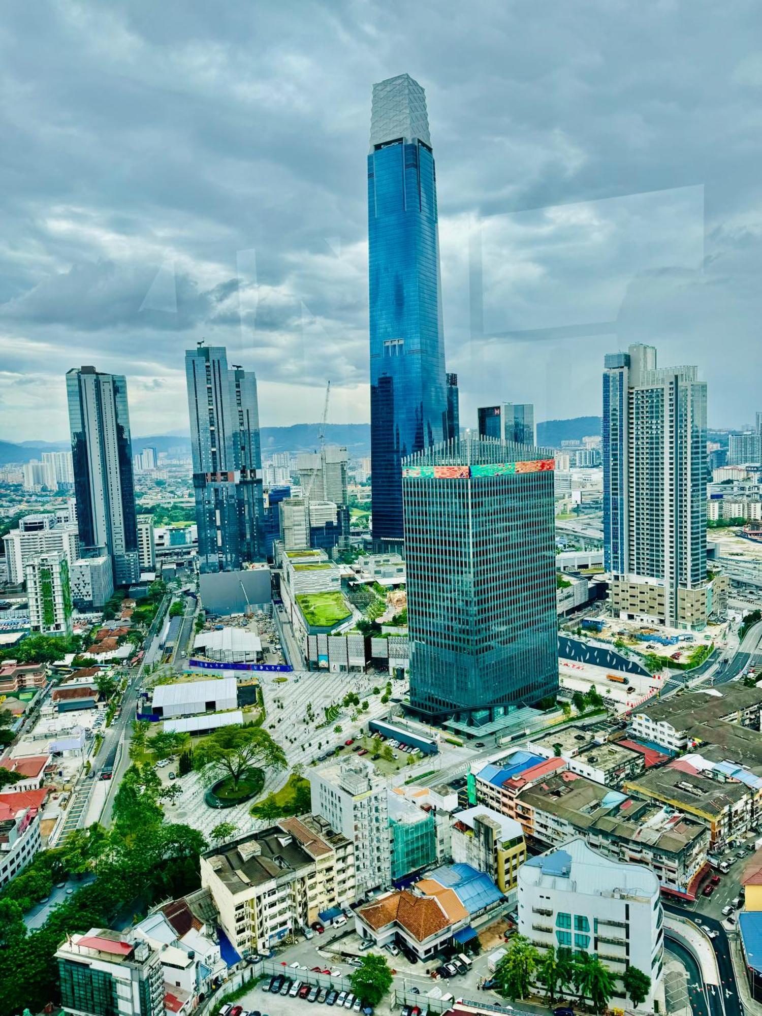 Pangsapuri Klcc At Axon By Skypool