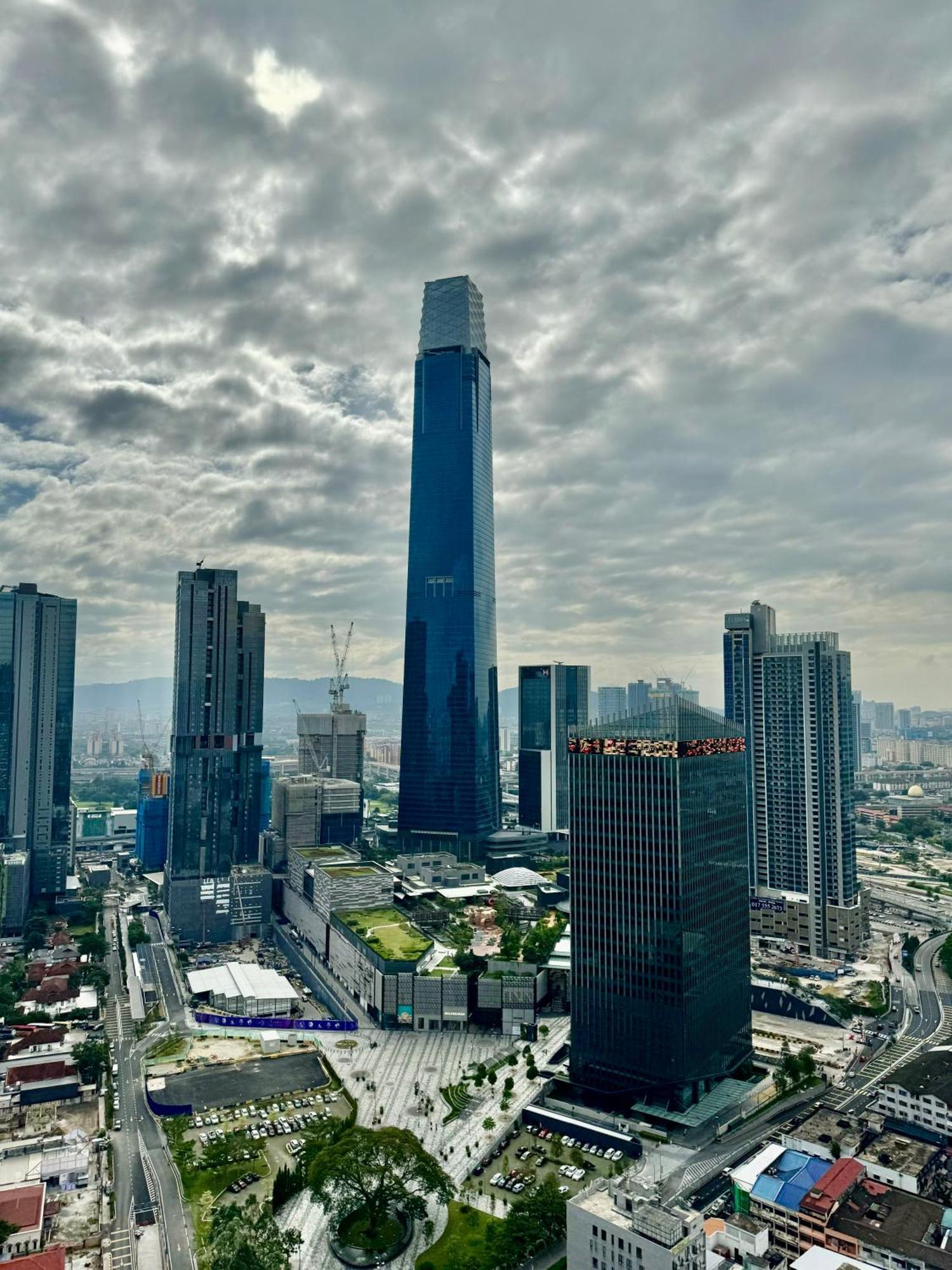 Pangsapuri Klcc At Axon By Skypool