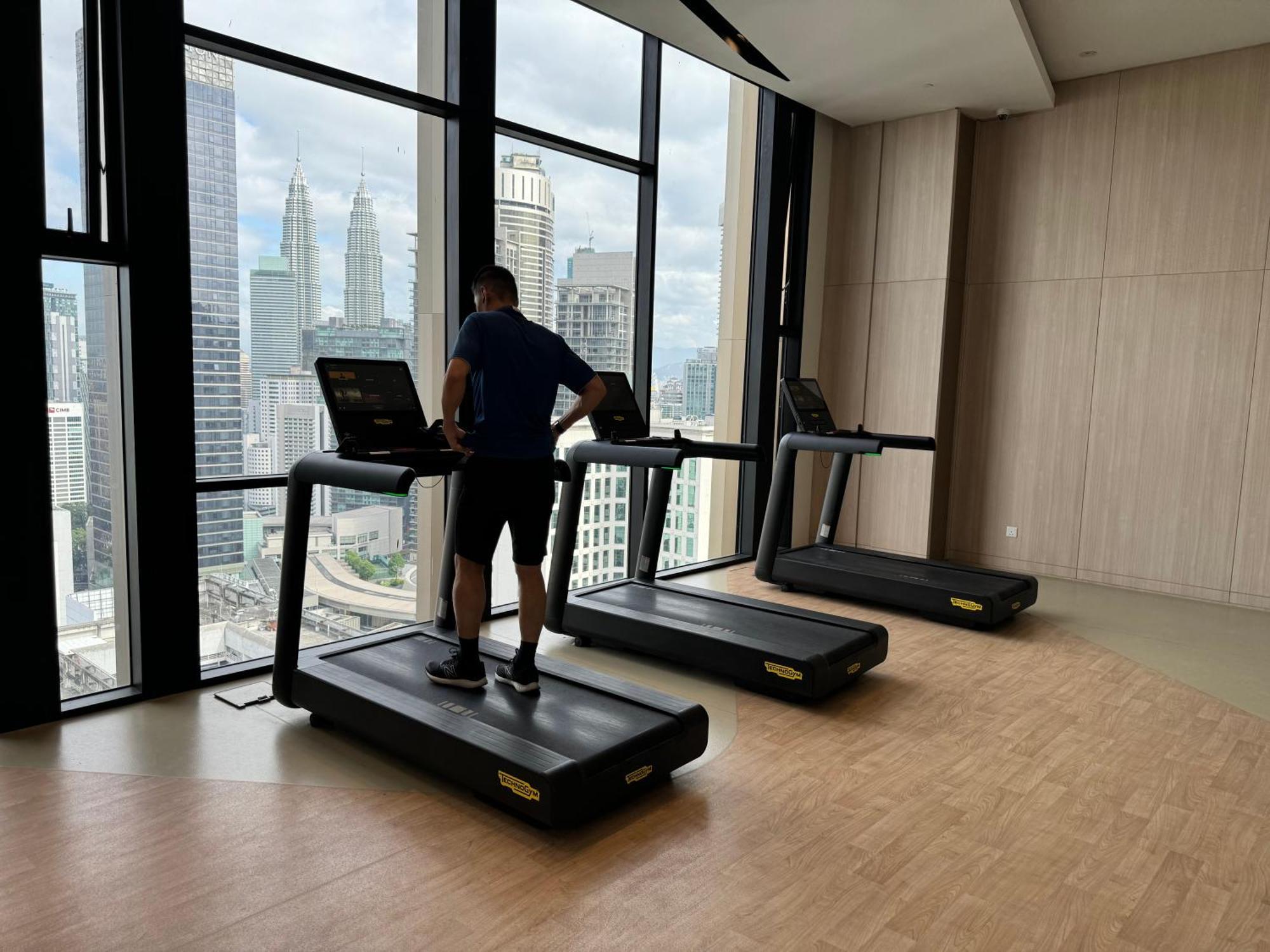 Pangsapuri Klcc At Axon By Skypool *