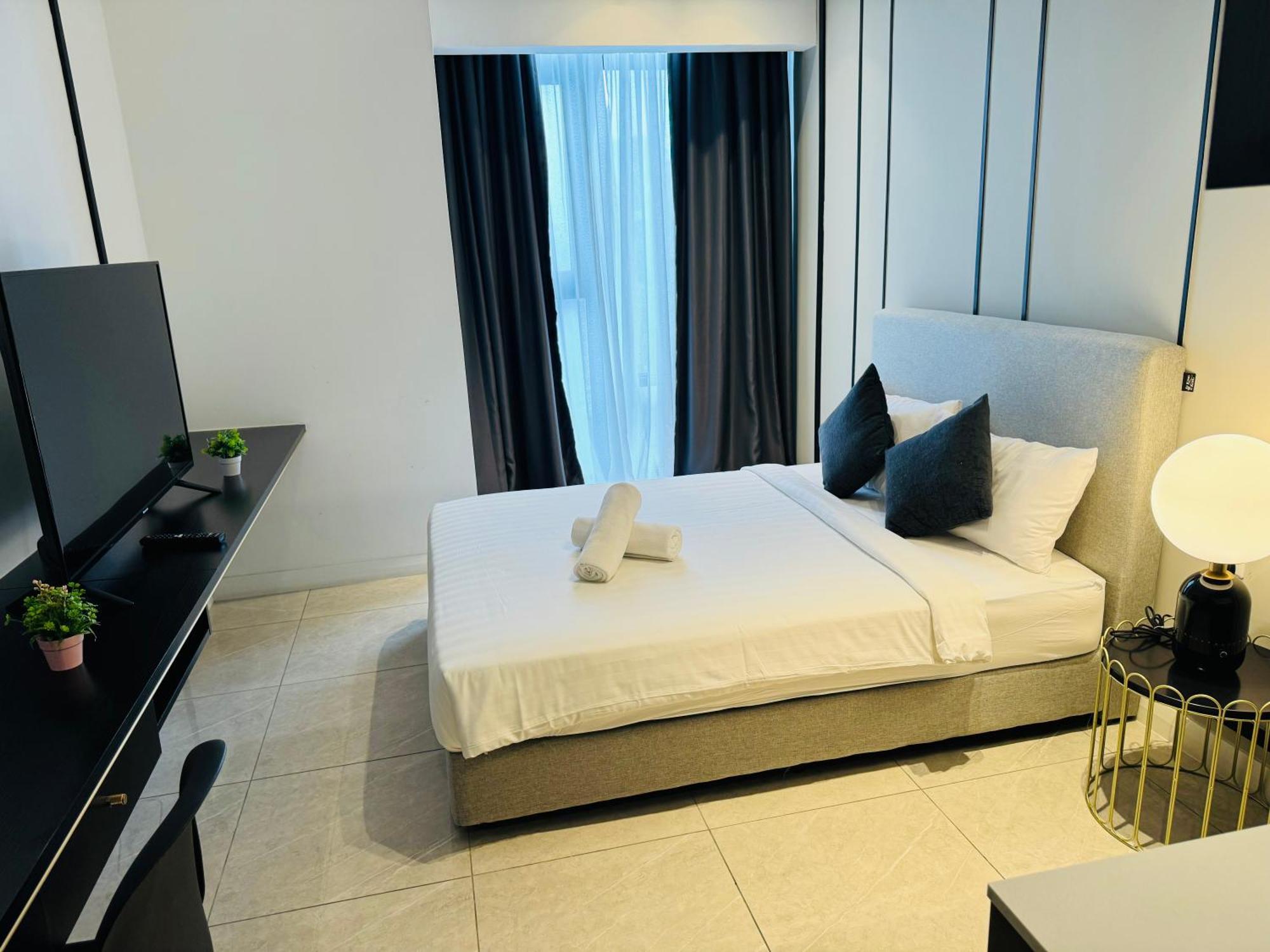 Klcc At Axon By Skypool